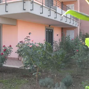 https://bb-flores.it-romehotels.com